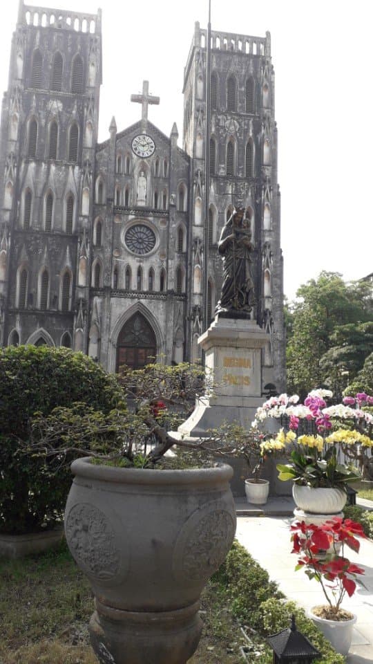 Hanoi in 5 Days: Temples, Streets, Art, and Flavors